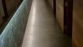 SPA masaje juntos, terminamos follando follando en los vestidores y las empleadas escuchando