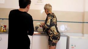 11 le coji el culo y le llene la cara de leche toda la noche para que mi madrastra no se valla a cojer desconocidos
