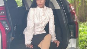 325 - JoyJoy revving Mitsubishi Montero Mobile