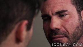 Muscular hunk fucks his lover as a last resort for breakup
