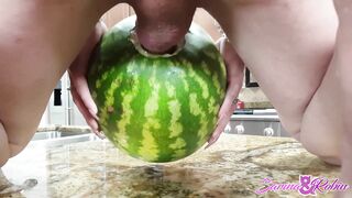 SARINAANDROBIN - Sarina Havok Fetish Playing With Fruit