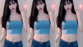 G&aacute_i Trung Quốc nhảy phai m&agrave_u