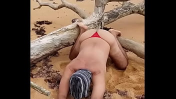 Ladysilva latina gay bunda gostosa na praia de calcinha