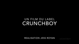 ハードコア屋外ベアバック3P：タトゥーを入れたフランス人アマチュアJess RoyanがRoman TikとSantiago Rodriguezに中出しされる