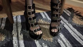 Latex Worship Featuring Gia Dimarco