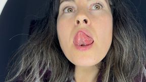 sexy wet mouth mov