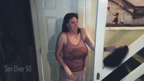 La seduzione di una MILF sola: La padrona di casa, episodio 3
