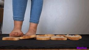 BBW Bread Crushing HD