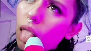 Part one: Colombian cam performer loves to think of a