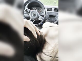 A breathtaking oral-job from a pretty woman on a hawt summer day