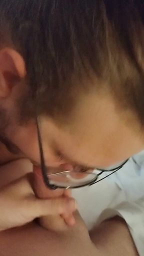 T4t Couple; "oh, I Might Cum!"