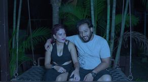 After proposing to his girlfriend, he took her to Bungalow to propose, and after proposing to her, the girl also had some sex.