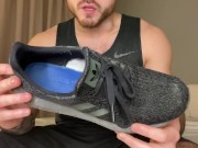 Macrophilia - boyfriend shrunk and becomes cuckold foot slave