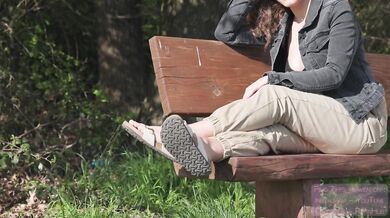 Tiffany Anastasia squirted on cum covered feet double footjob