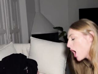 Nice-looking College Hotty Comes to My Abode to Give Anatomy Lessons - Beauty Youngs