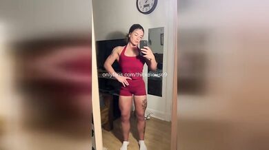 Zoom Leak: Skylar Mae’s Barely Legal Gangbang Goes Viral as Cum Floods the Screen