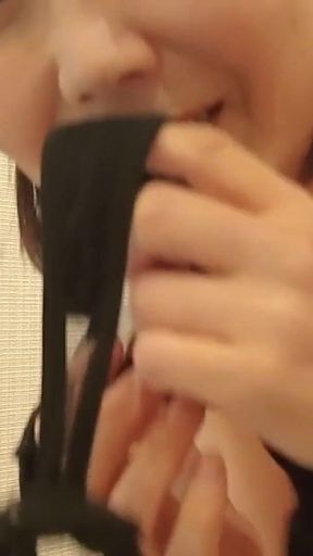 Japanese MILF Changing Clothes Video
