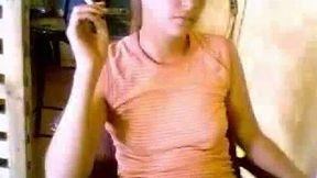 Cute amateur young chick on webcam masturbates for real