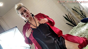 Adult girl & a dick, new hot closeups session...