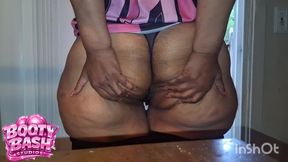 Big Booty BBW Anal Queen Phat Ass Showing off