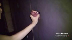 gangbang et gloryhole dans un club echangiste pour ce jour voici la ...