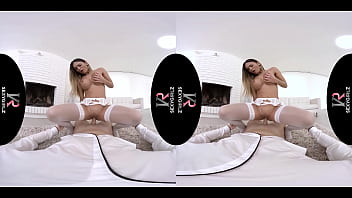 WWW.VRSEXYGIRLZ.COM     OOPS ! I FUCKED MY STEP DAD !!  VR FUCK