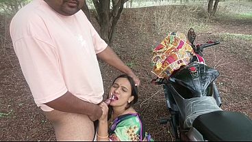 Desi Indian Kavita Marathi fuck with lover in jungle