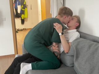 ally sucks my schlong, decided to film it for the 1st time