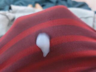 wank and cum in the boxer, admirable sound
