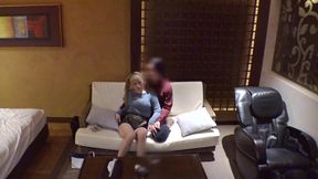 Part 2 SEX With An Amateur Who Was Brought Into The Room Released As It Is In AV Vol.13