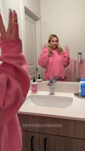 Peeing in my best friend’s sink!