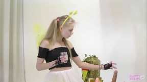 Bonnie Dolce ties up her blonde cosplay girlfriend in ropes.