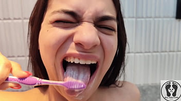 4K DENTAL HYGIENIST ROUTINE MOUTH FETISH CLOSEUPS NAKED