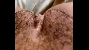1 Kg de buceta da morena insaci&aacute_vel. Gostosa demais.