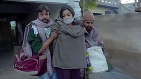 Movie Bondage - Alia Bhatt