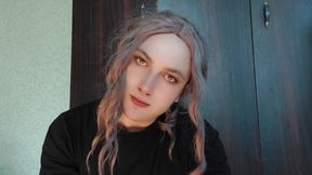 Beautiful Crossdresser Showing Off Gorgeous Body With ion