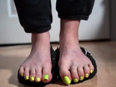 Imilia Audley - Cliffhanger Toes Compilation