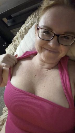 Dim Light & Creamy Clit: 4 Orgasms POV in Hot Pink 🫦💦