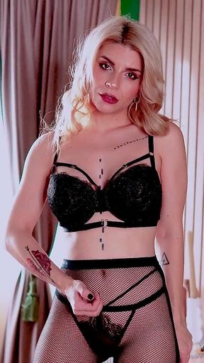 Enthralled by Alexa Creed's Devious Mind and Body!