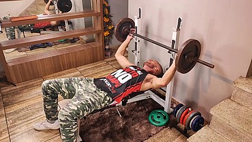 Security camera at the gym catches horny students disrupting training and fucking with the big-dicked personal trainer. Vagninho, Isa, Marcella and Natzinha