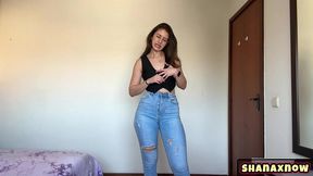 tight jeans fetish mommy role play tiny man in my pants