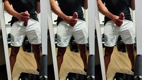 paja frente al espejo 🪞 😳🍆💦 jerk off in front of the mirror 🪞 😳🍆💦