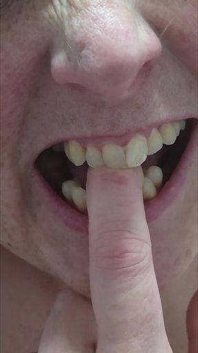 Playful Mouth & Finger Tease