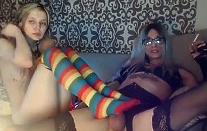 Cute goth trans and her gilfriend having fun