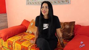 yasmin, interviu and erotic clip.