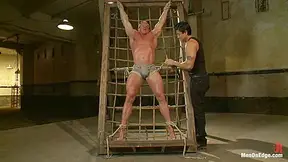 The Only Competitive Bodybuilder In The World Who Could Handle The One Leg Suspension With Derek Pain