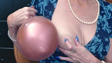 Ms Lee's Sex Ed - Balloons or Blowjobs