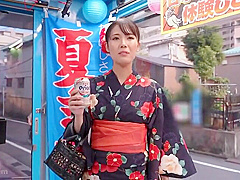 250530花火大会へ向かう女性をナンパd3