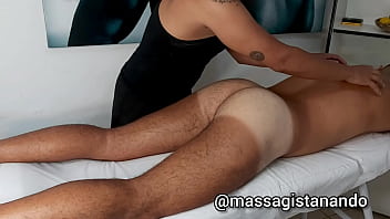 Massagem t&acirc_ntrica interativa com finaliza&ccedil_&atilde_o sexual