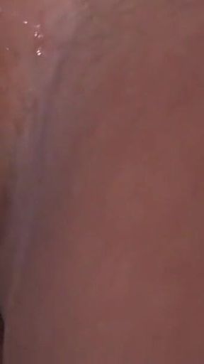 Stunning Beauty Gets Fucked on the Car